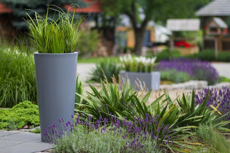 گلدان پلاستیکی استوانه ای؛ سالنی حیاط تراس ارتفاع 16 دهانه 20 سانتی متر