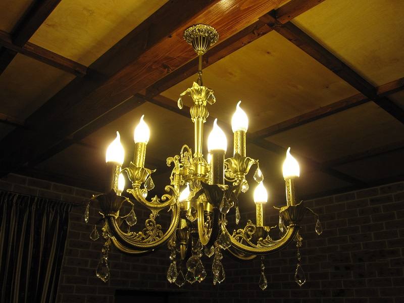 لامپ لوستر در لاله زار (شمعی) کم مصرف دکوراتیو 3 رنگ آفتابی سفید مهتابی