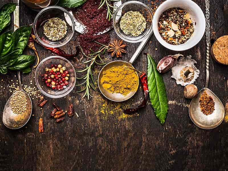 بذر گیاهان دارویی (دانه) میخک حنا آویشن گلخانه ای زراعتی یکساله Herb