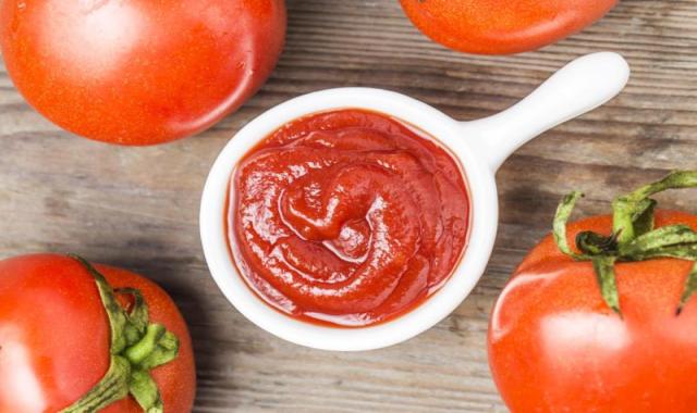 رب گوجه فرنگی با پوست؛ ارگانیک قرمز 750 گرمی منیزیم potassium
