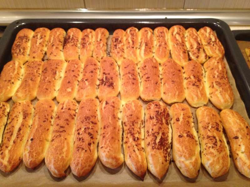 شیرینی پادرازی مشهد؛ زعفرانی زنجبیلی دلچسب زرد نان رضوی Mashhad