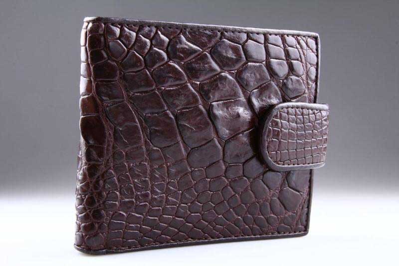 چرم کروکو همدان؛ زنانه مردانه خاصیت کشسانی درخشان Hamedan