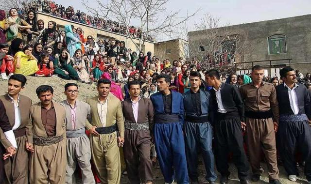 لباس کردی در تهران؛ حریر ساتن 3 نوع زنانه مردانه بچه گانه Kurdish