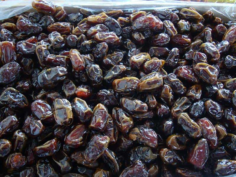 خرمای خاصویی شیراز (رطب) مشکی قهوه ای 2 نوع شهد دار نیمه خشک