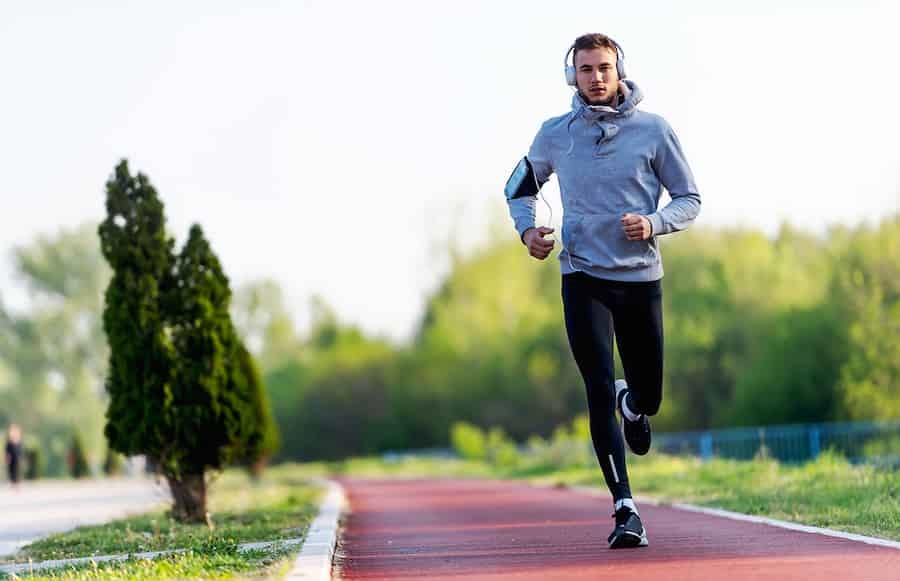 لباس ورزشی اصل؛ پلی استر فلامنت نخ 2 مدل ساده طرح دار