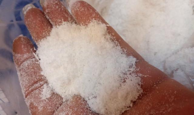 پودر گرانول پلی اتیلن؛ گرد شفاف 2 نوع سنگین بادی سبک تزریقی Polyethylene