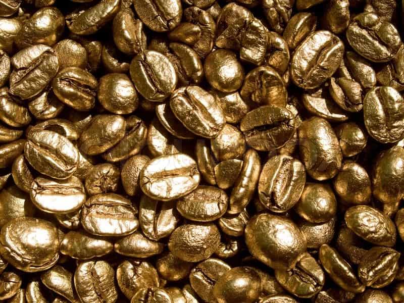 قهوه فوری گلد برزیل؛ خوش عطر آماده سازی سریع 2 نوع عربیکا روبوستا