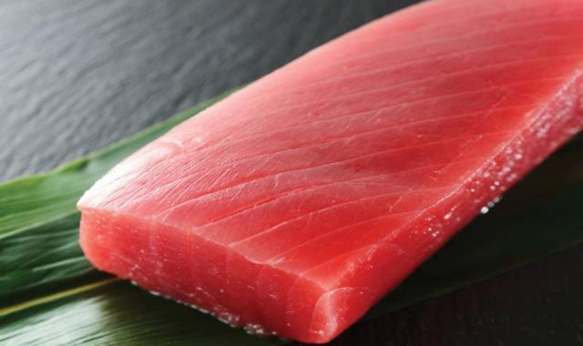 ماهی تن قرمز؛ گوشت صورتی وزن بالا 2 متر برای کم خونی Selenium