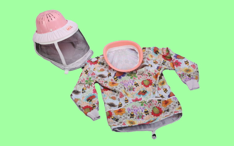 لباس زنبورداری هفت گوهر؛ سفید مشکی سبز طرح دار ضد پارگی gem