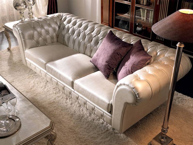 مبل چستر قهوه ای کرم؛ اسفنج یورولوکس چوب روس (2 3) نشیمنگاه