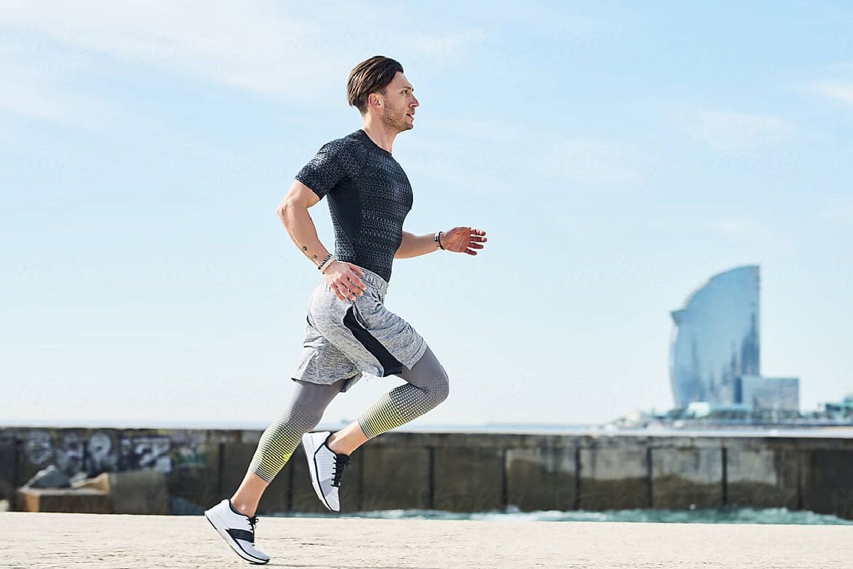 لباس ورزشی اسپرت؛ جنس پلی استر سایز (M L XL 2XL) زنانه مردانه