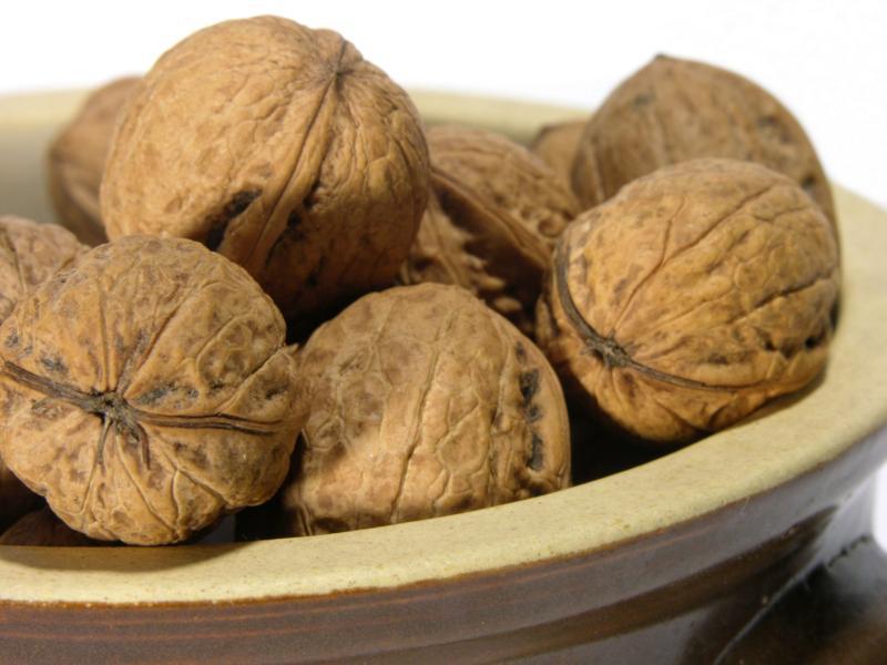 گردو و پرکاری تیروئید؛ تقویت بدن درمان التهاب 2 منبع سلنیوم آنتی اکسیدان