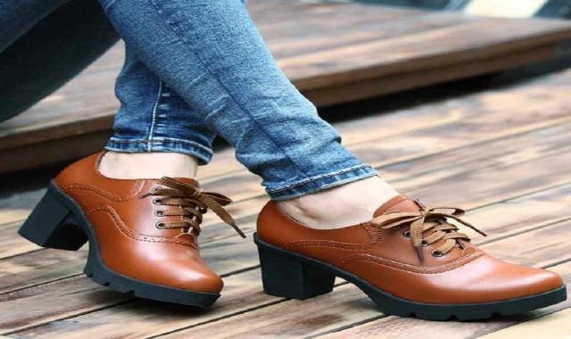 کفش چرم پاشنه بلند قهوه ای؛ لژدار (5 7 10) سانتیمتر گوسفندی