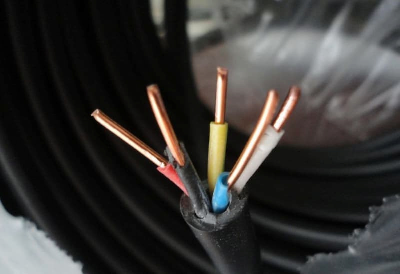 سیم و کابل دامغان بهفر؛ ضخیم ضد حرارت انعطاف پذیر luxury