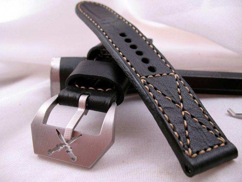 کمربند مردانه نوین چرم (اکسسوری) برجسته طرح دار براق نیمه مات 3 سایز