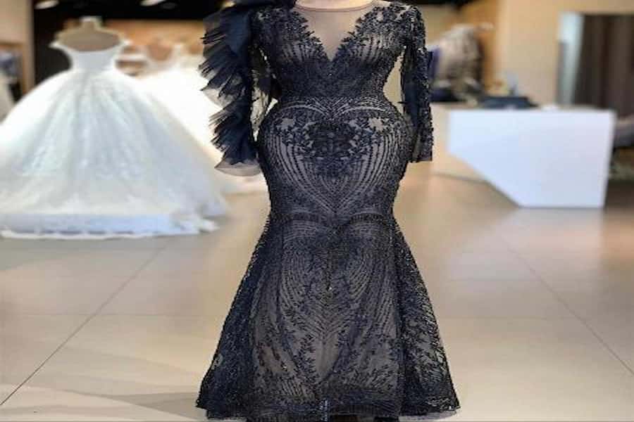 لباس مجلسی اجاره ای؛ پوشیده (گیپور تور ساتن مخمل) مشکی