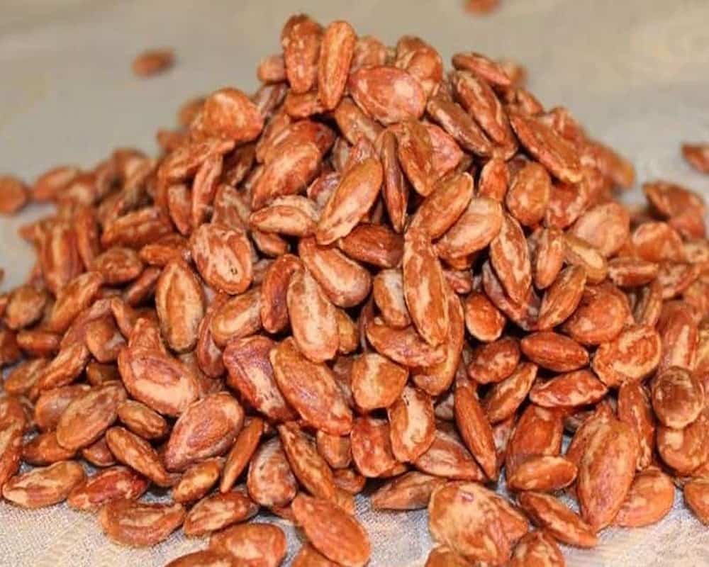 تخمه ژاپنی اصل؛ خوش طعم دارای طبع سرد مناسب رفع خستگی Original