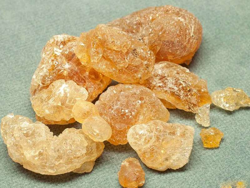 گیاهان دارویی صمغ دار؛ گاوزبان کاسنی دارچین 8500 گونه کلسیم منیزیم ید Zink