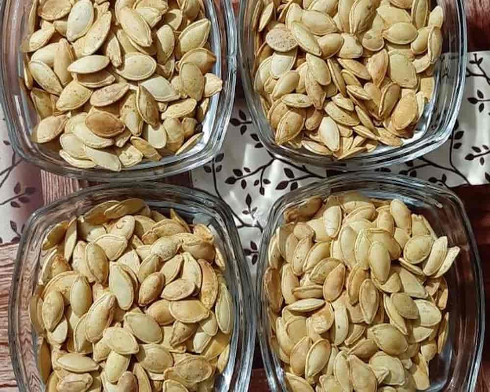 تخمه کدو تبریز؛ نمکی فلفلی خام طعم بی نظیر حاوی ویتامین C