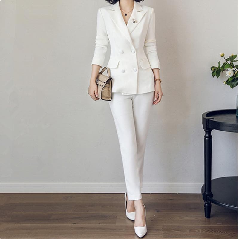 لباس مجلسی کت و شلوار؛ 4 دکمه طرحدار 3 رنگ کرم مشکی آبی