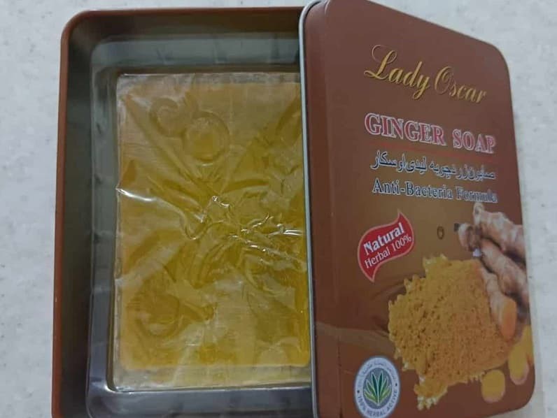 صابون زردچوبه لیدی اسکار؛ تنظیم PH پوست قوطی کارتنی روغن نارگیل 100 گرم