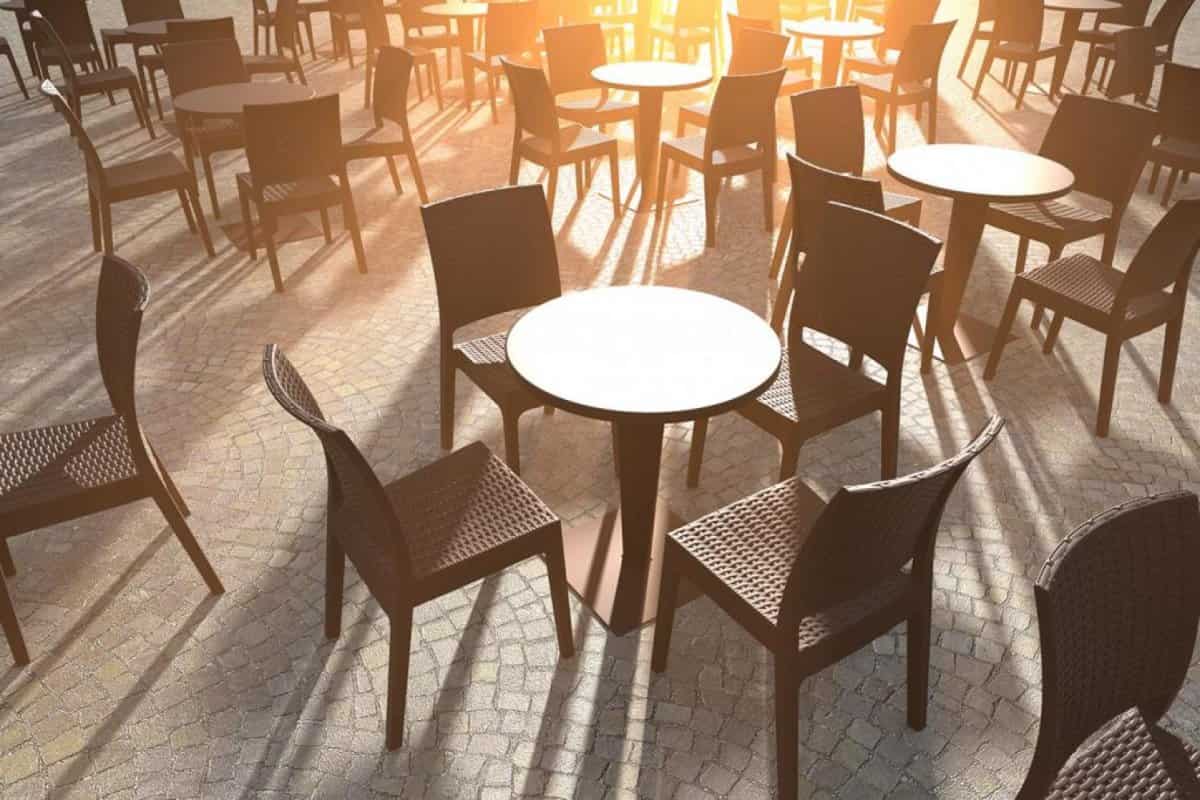 میز و صندلی پلاستیکی ناهار؛ شکل مربع 4 نفره تزئین خانه