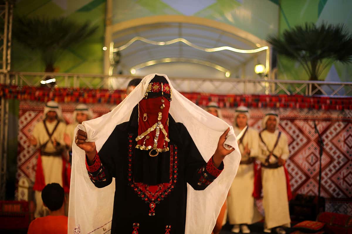 لباس عربی مخصوص رقص؛ تور حریر لمه 2 رنگ طلایی نقره ای