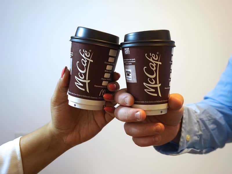 لیوان یکبار مصرف کاغذی تهران؛ گلدار ساده قابل بازیافت 90 سی سی