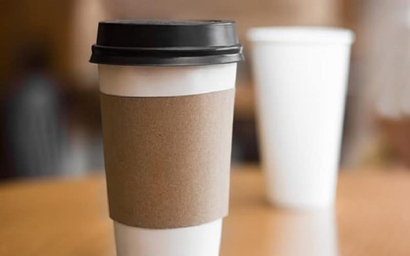 لیوان یکبار مصرف کاغذی در فر؛ گیاهی (تک جداره درب دار کرکره ای) پلیمری