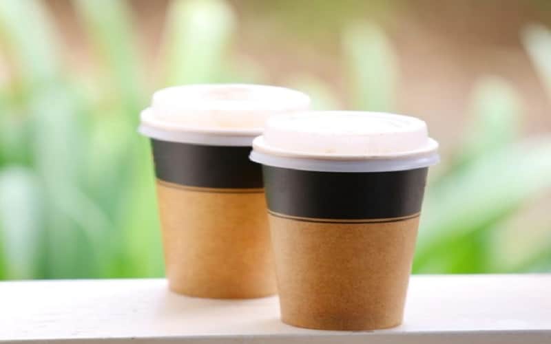 لیوان یکبار مصرف کاغذی قم؛ ساده فانتزی طرح دار مناسب مجالس 50 عددی