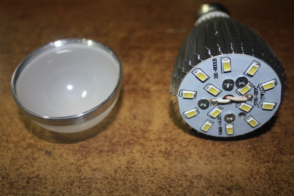 لامپ هالوژن معمولی؛ پیرکس 3 رنگ قرمز زرد سفید توکار LED