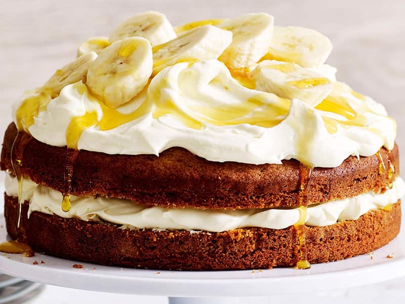 کیک خامه ای؛ عروسکی 3 طعم شکلاتی وانیلی نسکافه ای گردو میوه ای