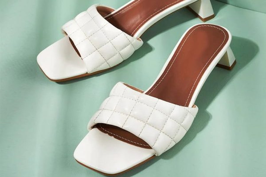 دمپایی روفرشی زنانه نیکتا(پاپوش) قابلیت شستشو چهار رنگ (صورتی گلبهی قرمز سفید) چرم مصنوعی