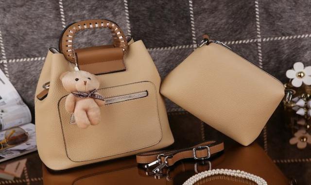 آویز کیف؛ مدرن کارتونی (پلاستیک پارچه ای چرمی) خانم ها آقایان Silicon