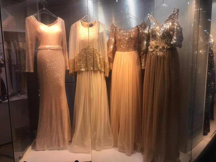 لباس مجلسی طلایی؛ براق ابریشم کرپ ساتن 2 نوع بلند کوتاه