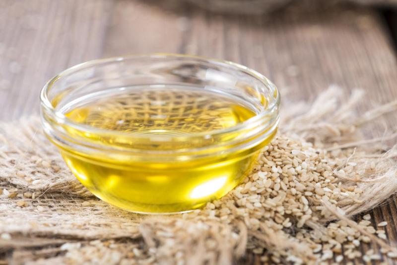 روغن ارده کنجد قصر؛ خوراکی دارویی حاوی منیزیم کلسیم ویتامین (B1 E)