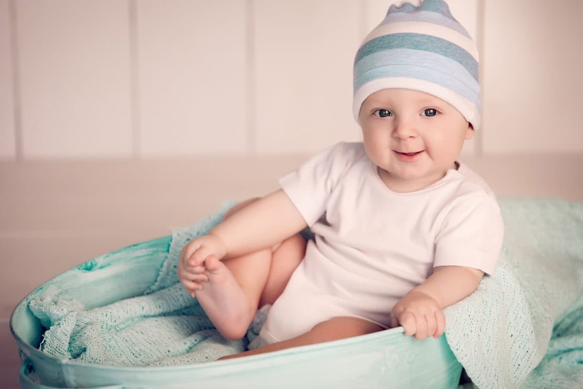 لباس نوزادی 19 تکه چیکو؛ نخ پنبه 2 مدل قنداق بند قنداق