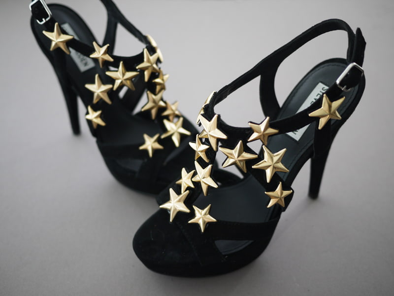 صندل مجلسی زنانه پاشنه بلند؛ کنفی 3 رنگ سفید مشکی کرم ورزشی