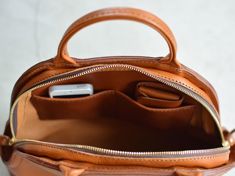 کیف طرح لی؛ قابل شستشو بادوام چرم تولید iran