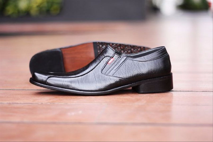 کفش ملی مردانه بدون بند؛ چرم طبیعی 2 رنگ مشکی قهوای