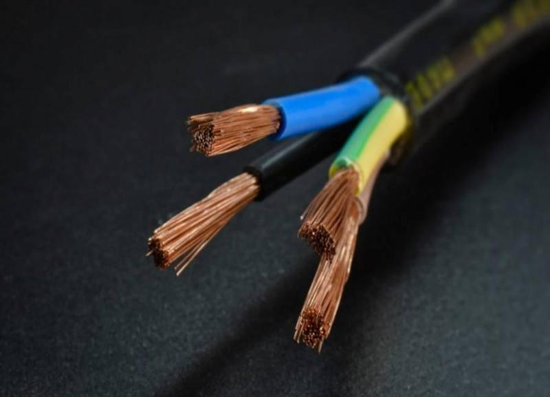 سیم کابل تک فاز؛ عایق بندی قرقره بزرگ 220 ولت مشکی سفید