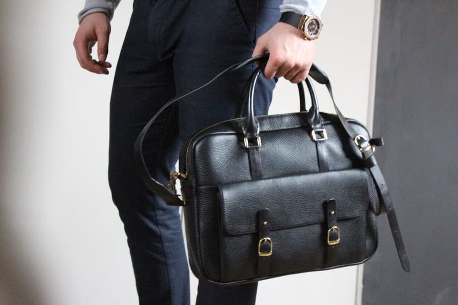 کیف دستی مردانه چرم درسا؛ دوشی اداری قهوه ای (36*26*2) سانتی متری Dorsa