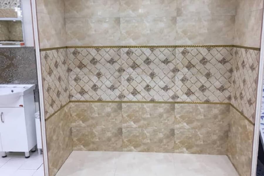 کاشی باستان میبد؛ آبگریز لعابدار عایق رطوبت شفاف classic