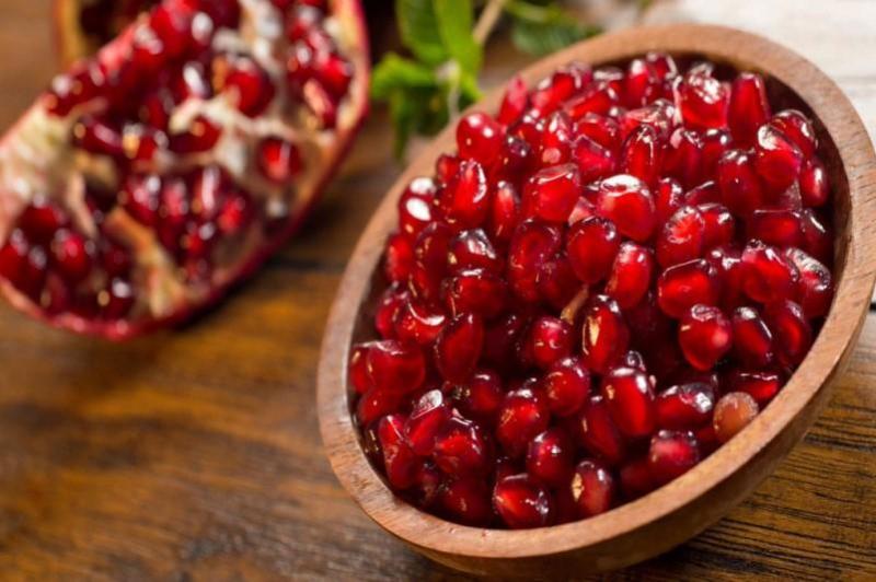 انار درجه یک شهرضا؛ جوانسازی پوست شیرین آبدار طبیعی Iran