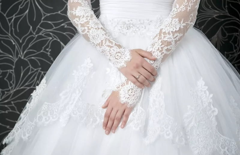 لباس عروس اسلامی؛ دوتکه سنگ دوزی 3 جنس ساتن دانتل تور سفید