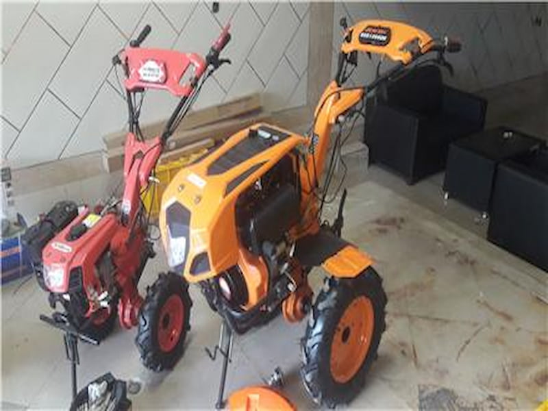 کولتیواتور تسمه ای؛ بنزینی دارای فرمان مناسب شخم زدن مزارع کشاورزی cultivator