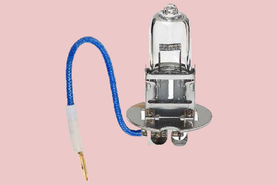 لامپ پروژکتور سمند؛ رشته تنگستین نور (سفید زرد) روشنایی 10 متر 12 ولت