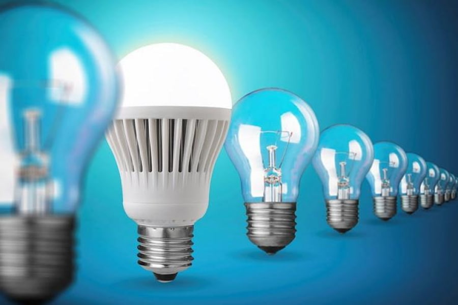 لامپ کم مصرف زمرد (ال ای دی) زاویه تابشی مدل شمعی مهتابی وات انرژی گروه A