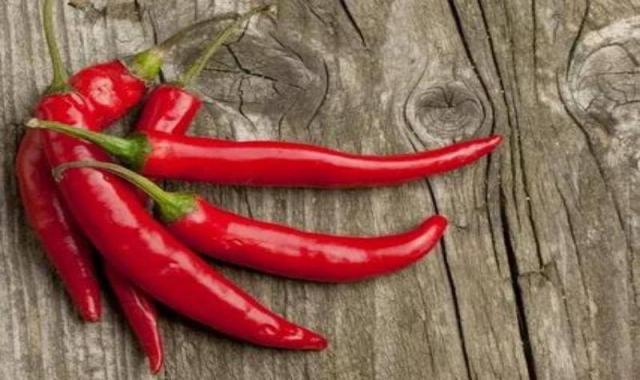 فلفل قرمز ترکیه پول بیبر؛ طعم تند رفع مشکلات گوارشی pepper