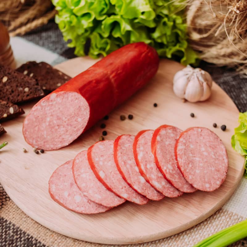 فراورده های گوشتی پطروس؛ سوسیس ژامبون بسته بندی سفید product